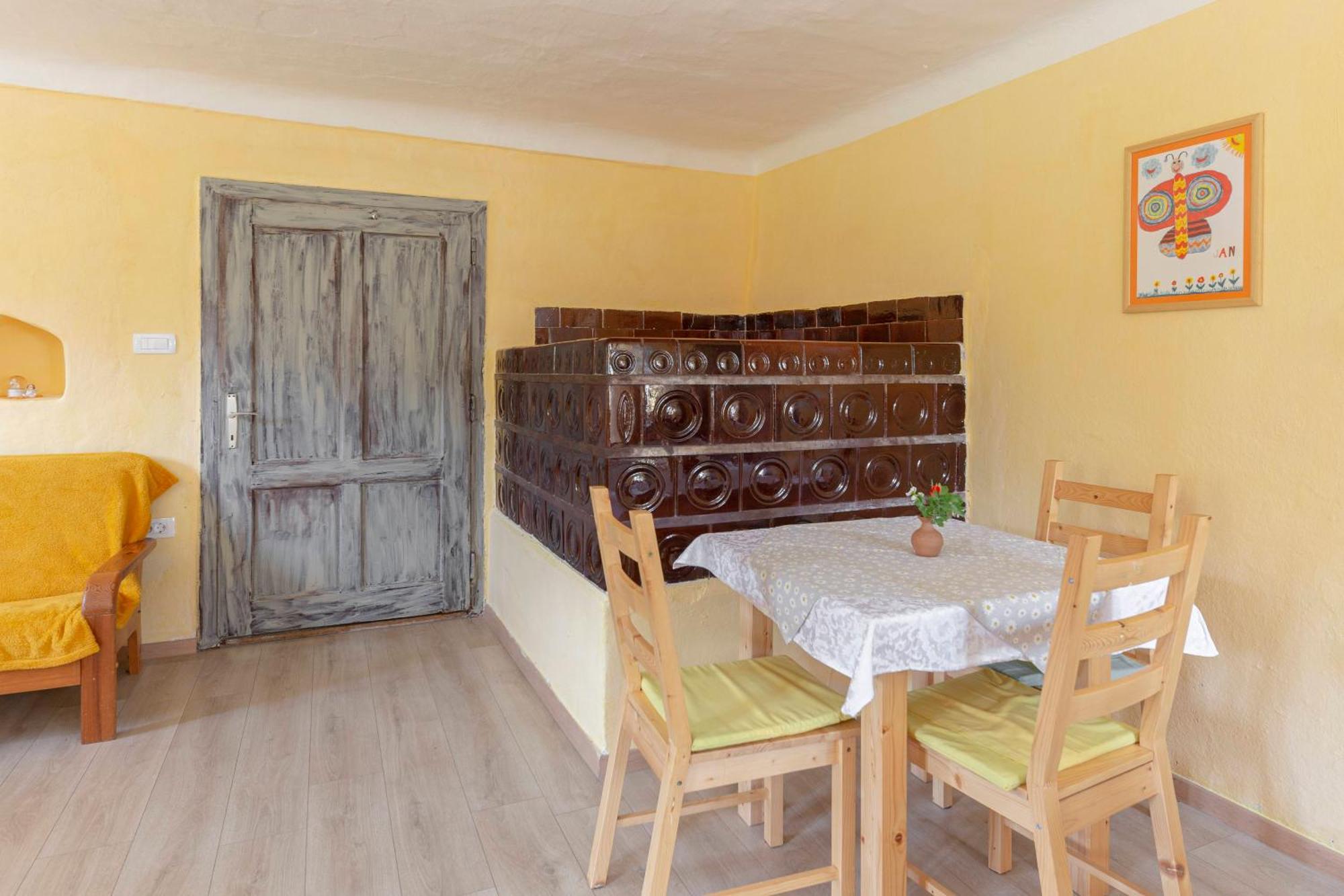 Glamping Mohorjev Grunt Hotel Preddvor Ngoại thất bức ảnh