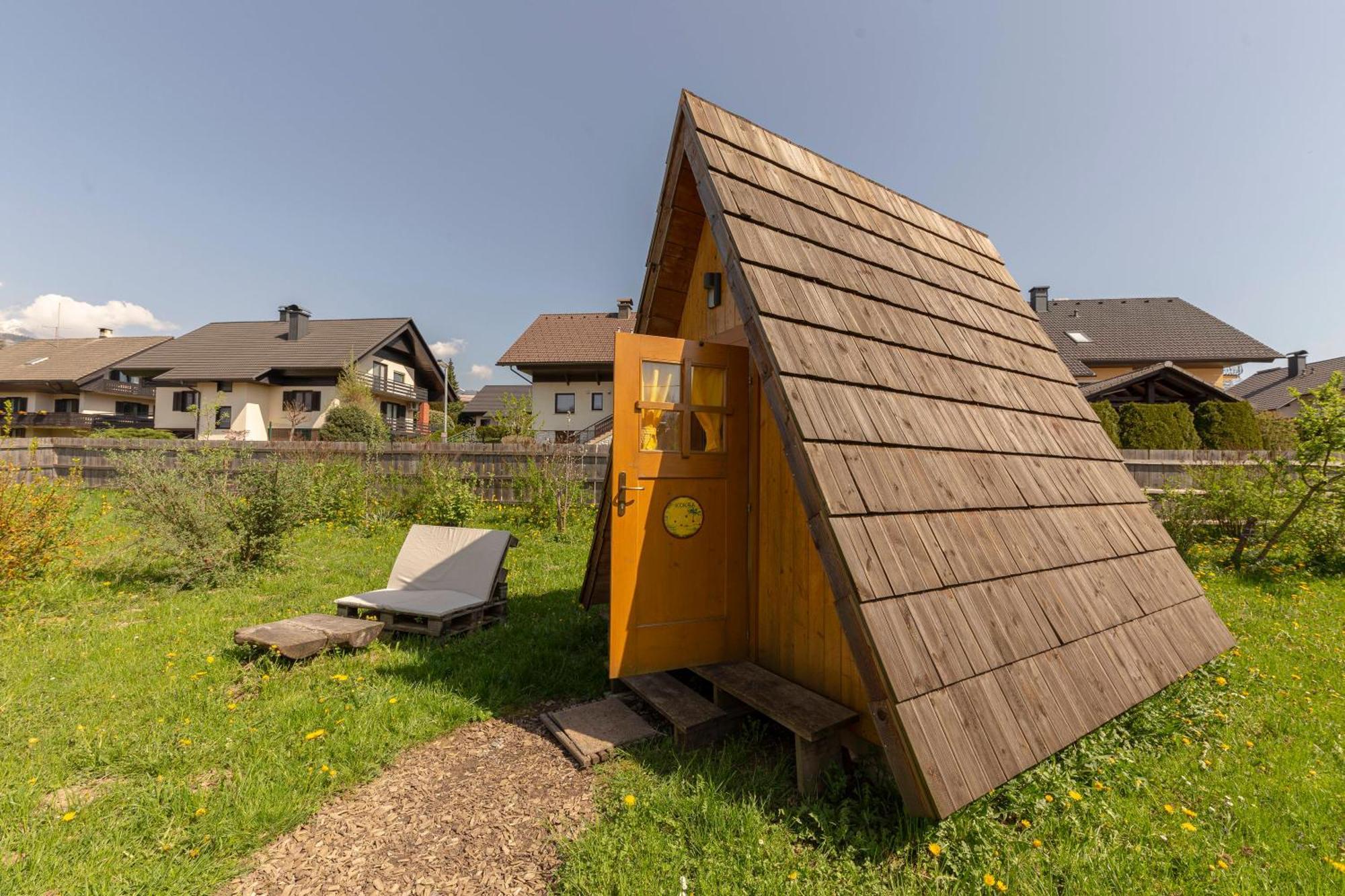 Glamping Mohorjev Grunt Hotel Preddvor Ngoại thất bức ảnh